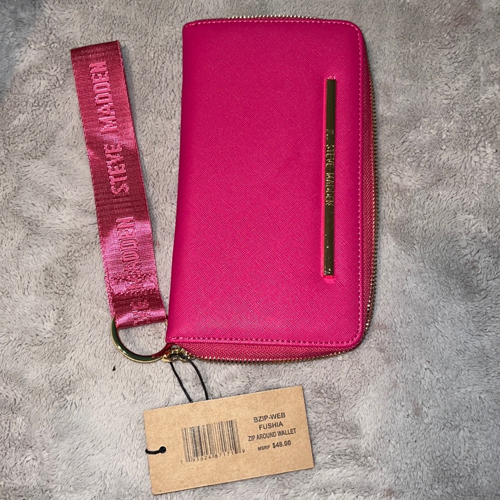 hot pink steve madden wallet